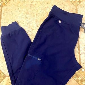 Figs women’s joggers size medium.
